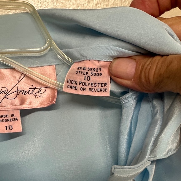 Jaclyn Smith Sky Blue Satin Blouse - Picture 5 of 12